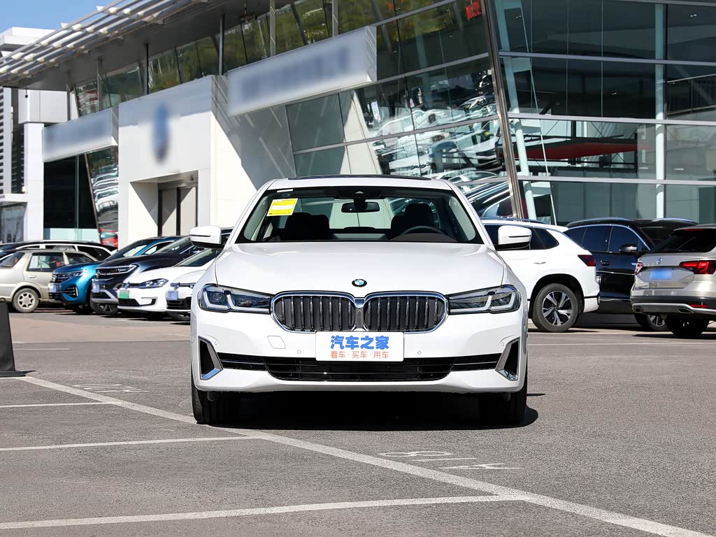 华晨宝马 宝马5系 2022款 改款二 530li xdrive 豪华套装
