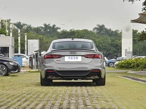 奥迪rs5正价销售中售价8528万元起