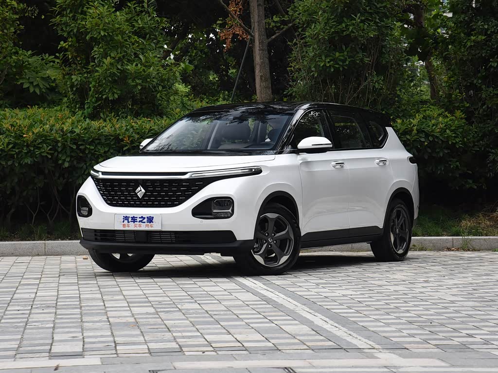 上汽通用五菱 宝骏rm-5 2019款 1.5t cvt 24小时在线尊贵型 6座