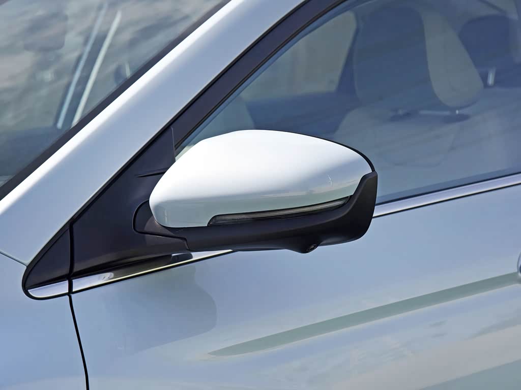 吉利汽车 帝豪l hip 2022款 1.5td-dht pro 100km super 睿