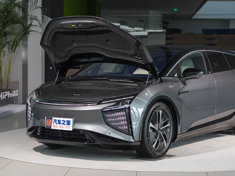 华人运通 高合hiphi x 2022款 智远版6座 长续航版