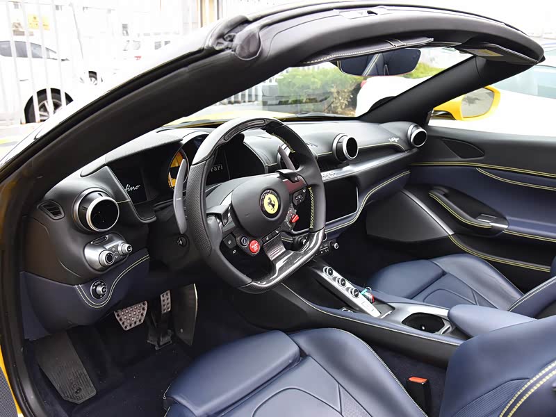 法拉利 portofino 2018款 3.9t