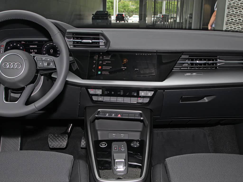 奥迪>奥迪a3>2022款sportback35tfsi进取致雅型>中控方向盘>2022款