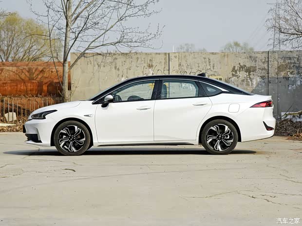 广汽丰田ia5热销中 售价13.98万起
