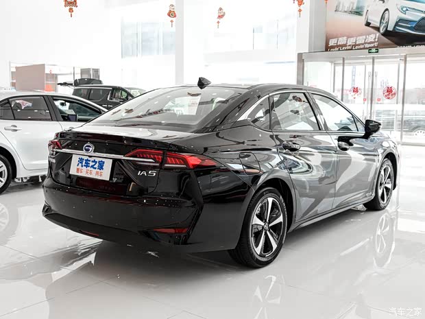 广汽丰田ia5热销中可到店品鉴