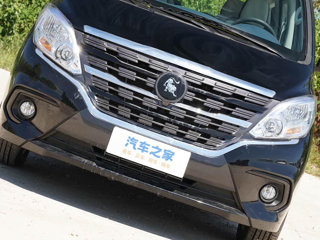 东风风行 菱智plus 2024款 1.5t 手动豪华型 7座