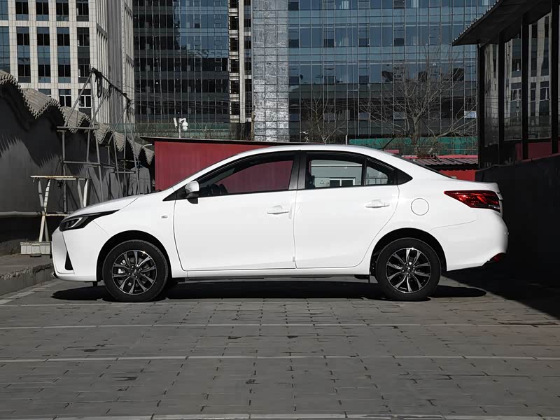 广汽丰田 yaris l 致享 2020款 1.5l cvt豪华版