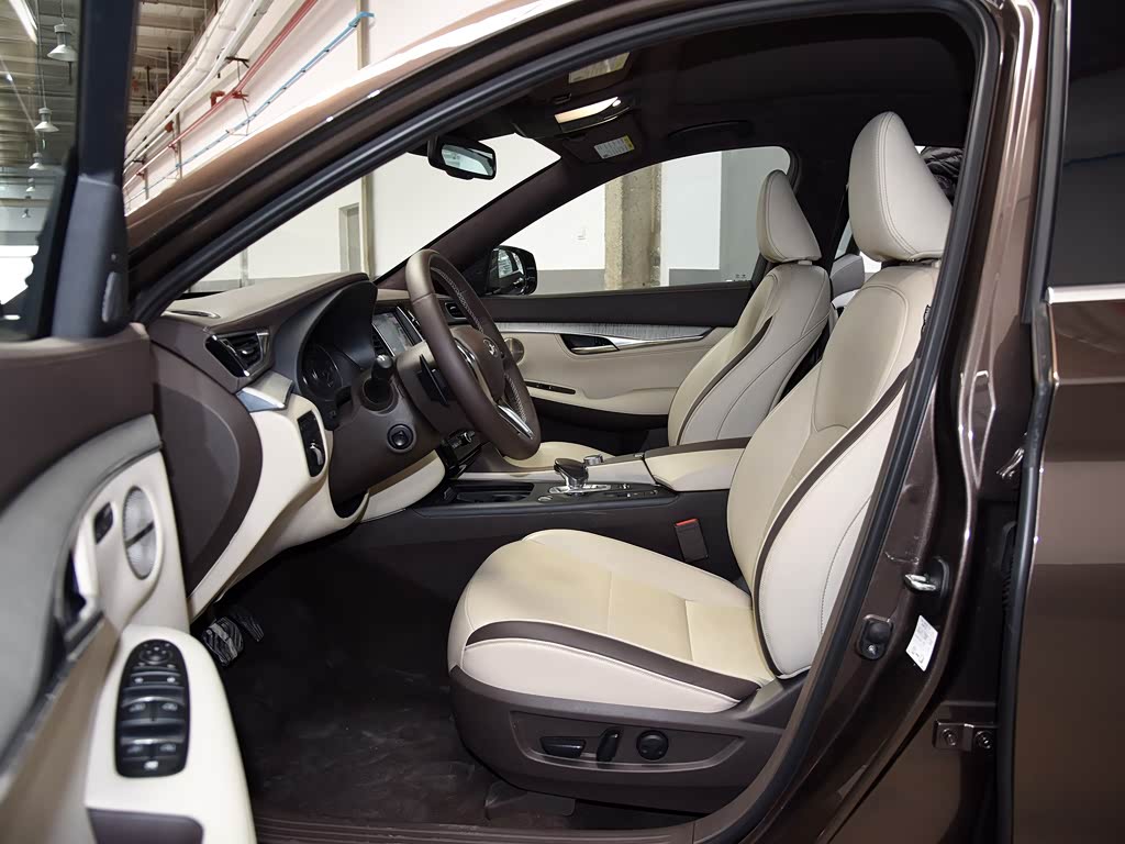 东风英菲尼迪 英菲尼迪qx50 2018款 2.0t 四驱旗舰版