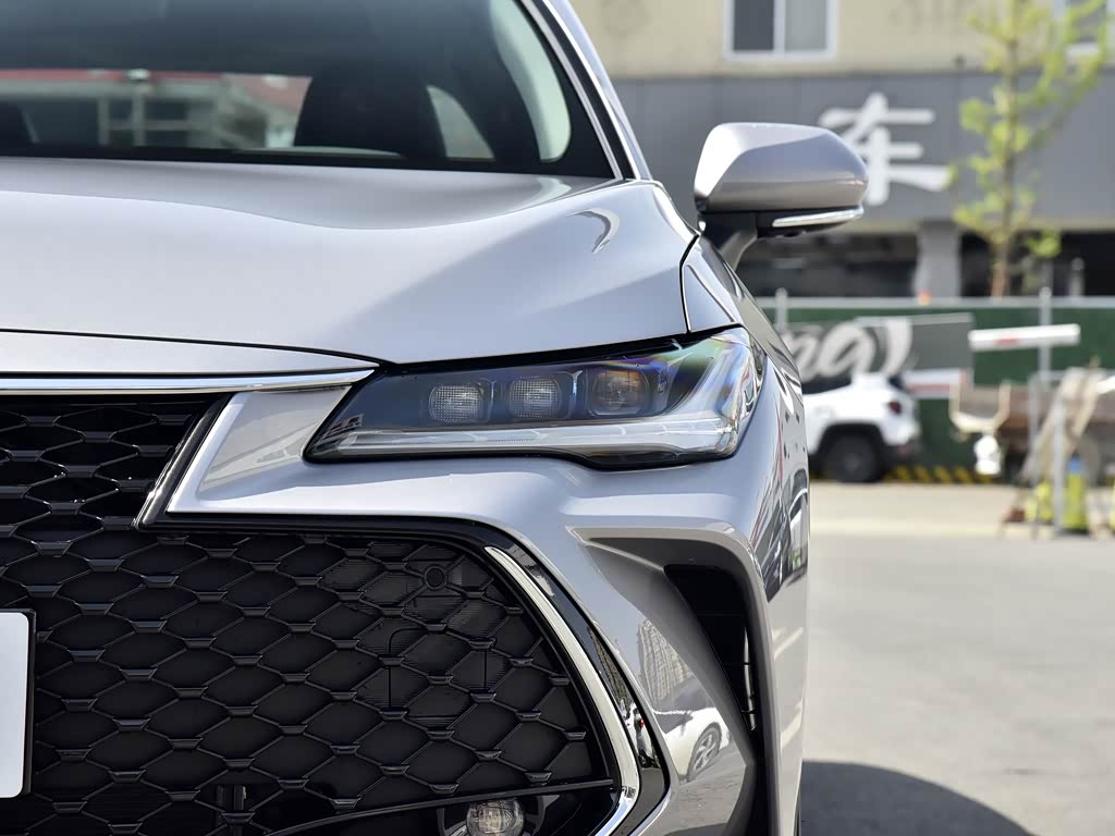 一汽丰田 亚洲龙 2022款 2.5l touring尊贵版