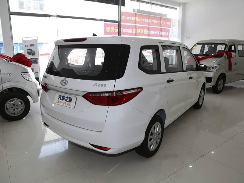 【图解图片_巴中万友长安欧尚4s店长安欧尚a600图片】-汽车之家