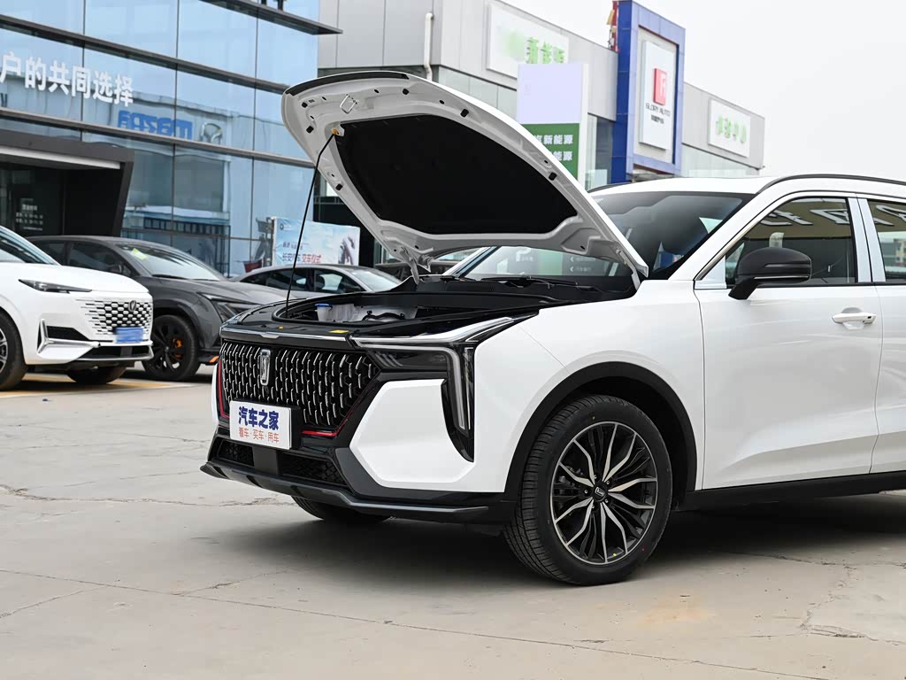 一汽奔腾 奔腾t55 2022款 1.5t 自动卓跃款