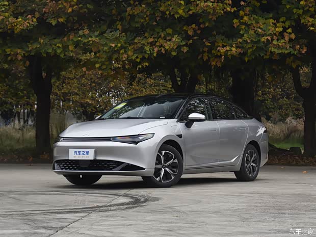 小鹏p5欢迎莅临赏鉴价格直降7000元