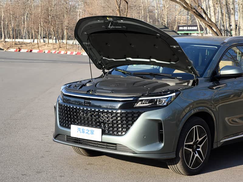 赛力斯蓝电 蓝电e5 2023款 1.5l de-i 110km旗舰型 5座