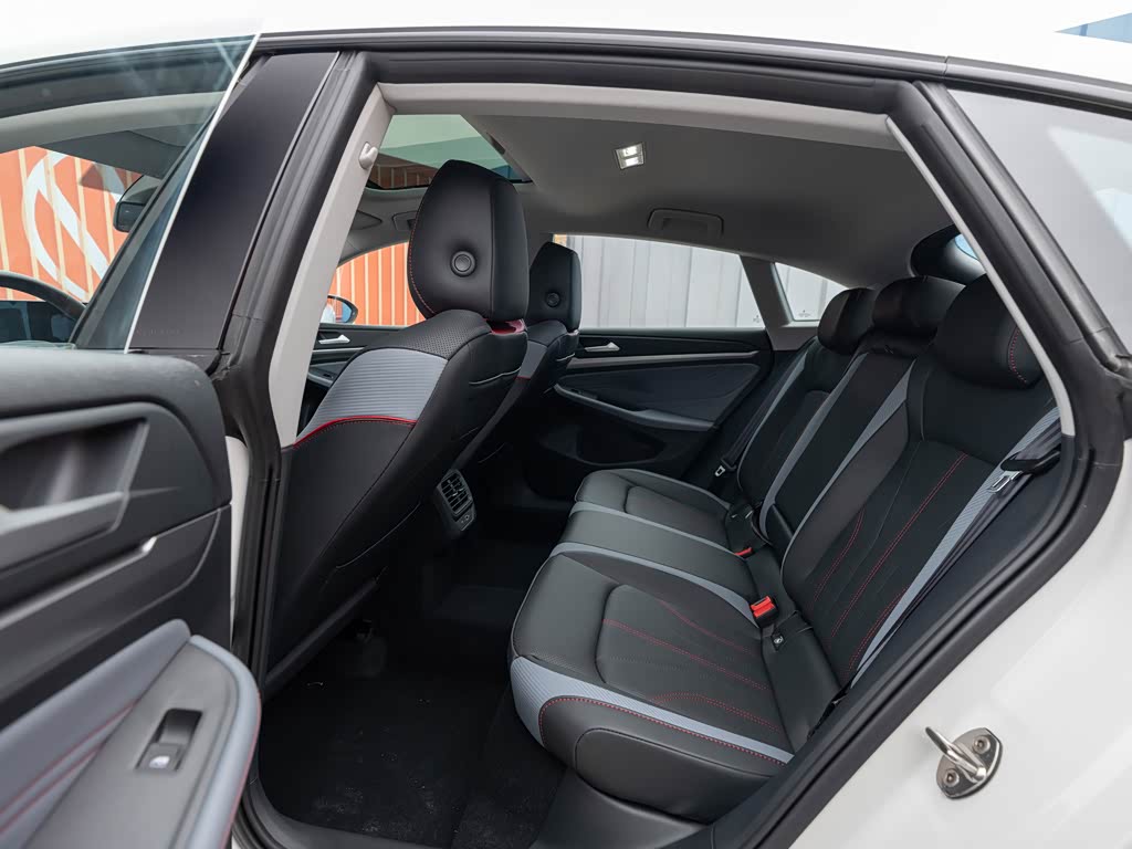 上汽大众 凌渡 2022款 凌渡l 280tsi dsg炫辣版