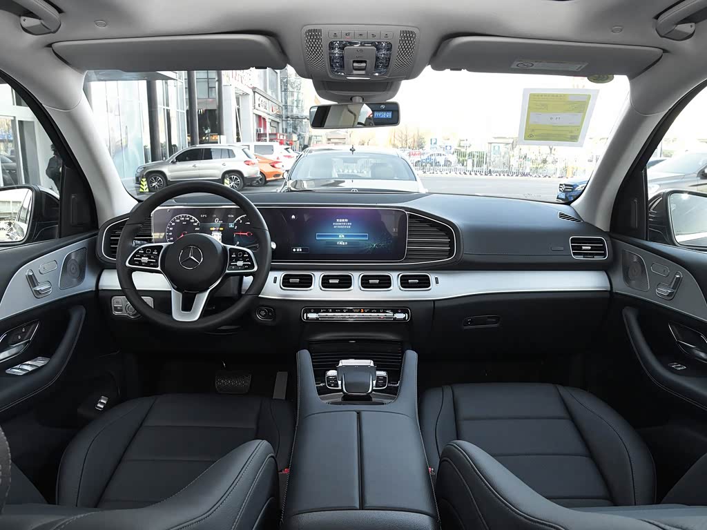 奔驰(进口) 奔驰gle 2020款 gle 350 4matic 动感型 黑色 中控方向盘