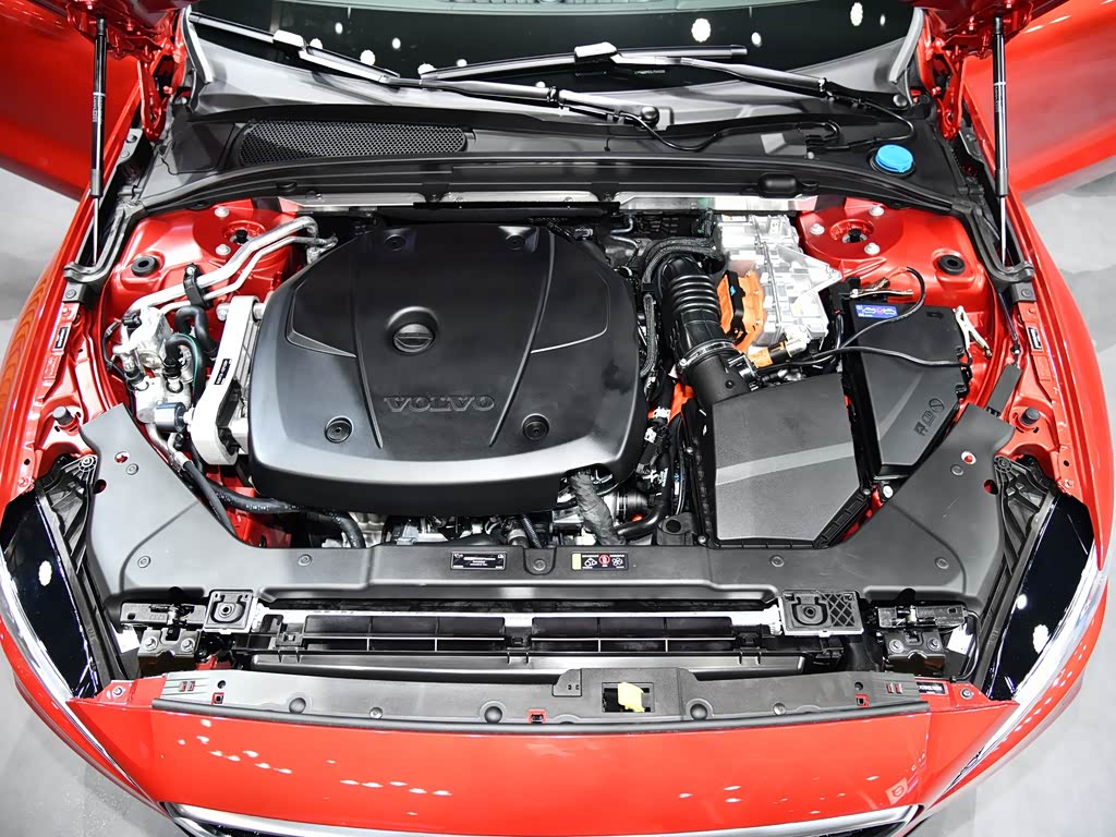 沃尔沃亚太 沃尔沃s60新能源 2020款 t8 e驱混动 四驱智雅运动版