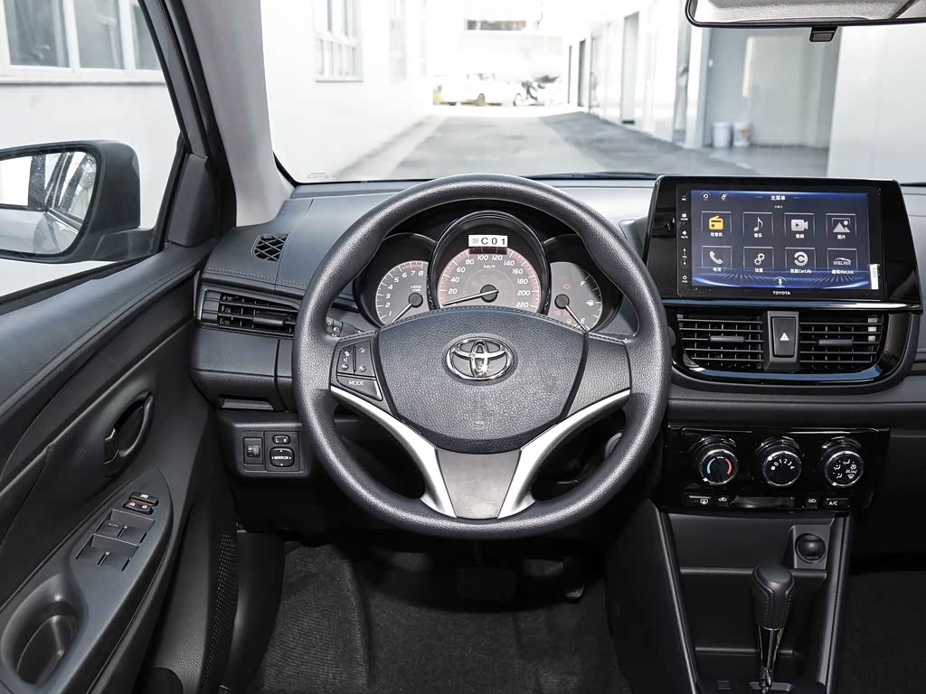 临沂永丰丰田>一汽丰田>威驰>2022款1.5l20周年纪念版>中控方向盘>