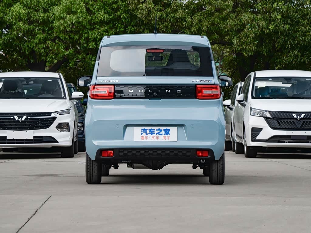 上汽通用五菱 宏光miniev 2022款 轻松款 磷酸铁锂