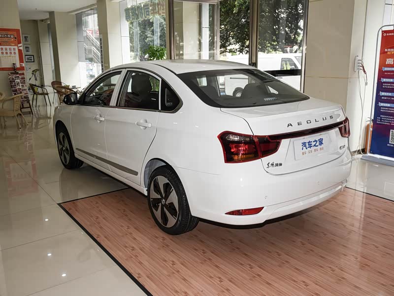 东风乘用车 东风风神e70 2023款 500 智行版 磷酸铁锂 48.6kwh 110kw