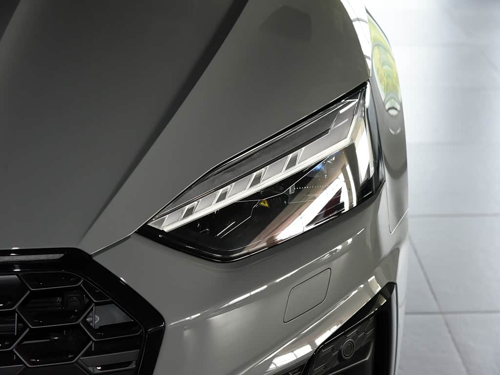 奥迪(进口) 奥迪s5 2023款 s5 3.0t sportback