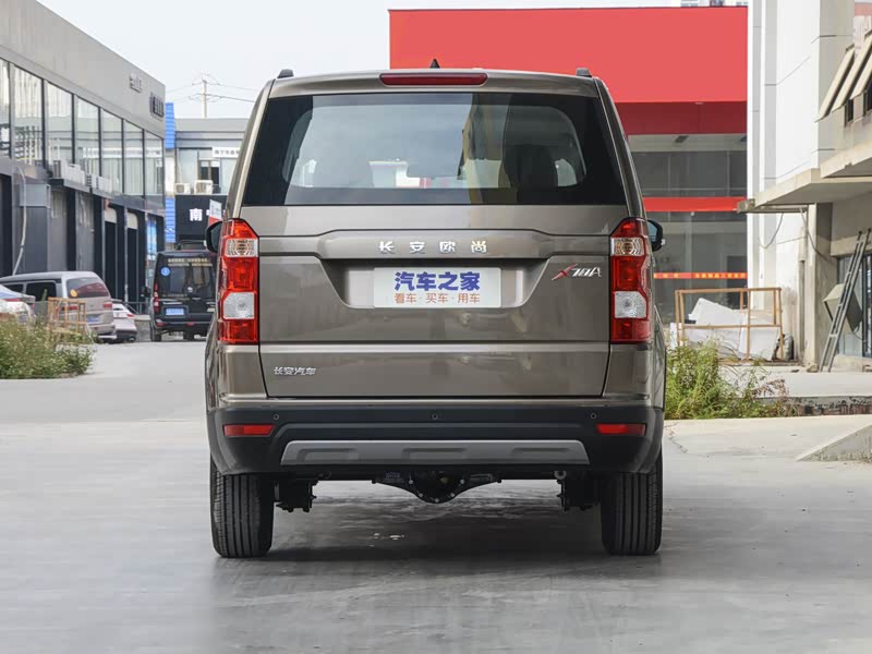 长安汽车 长安欧尚x70a 2019款 1.5l 手动精英型 国vi