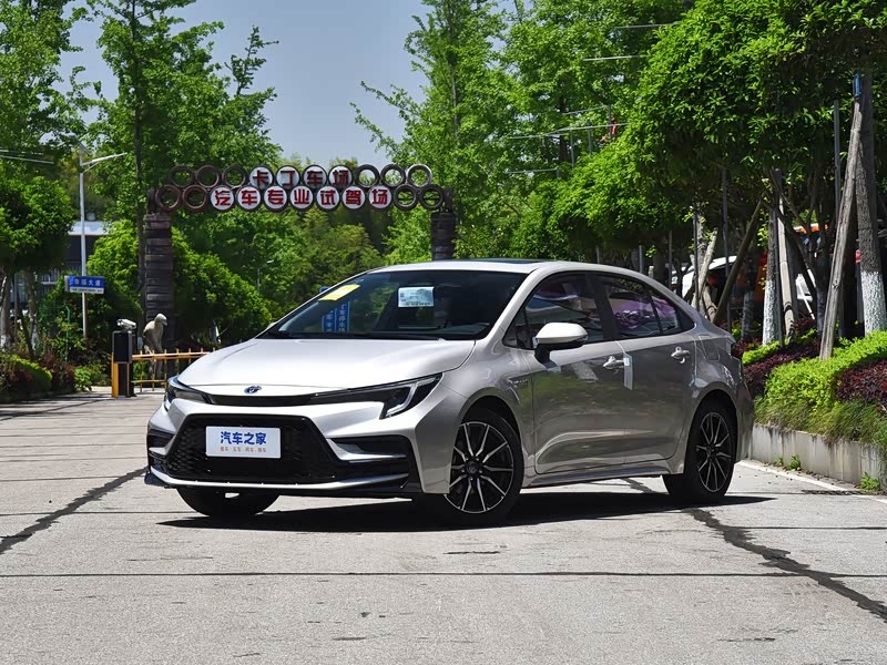 广汽丰田 雷凌 2023款 智能电混双擎 1.8l 运动版