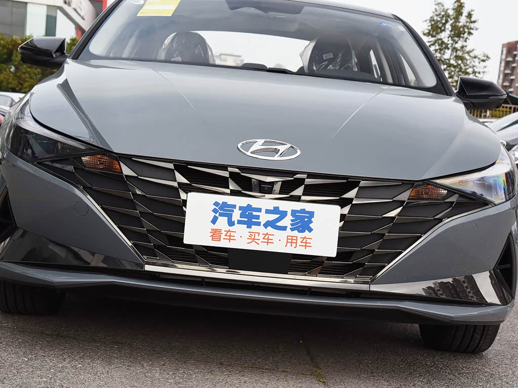北京现代 伊兰特 2021款 1.5l cvt top旗舰版