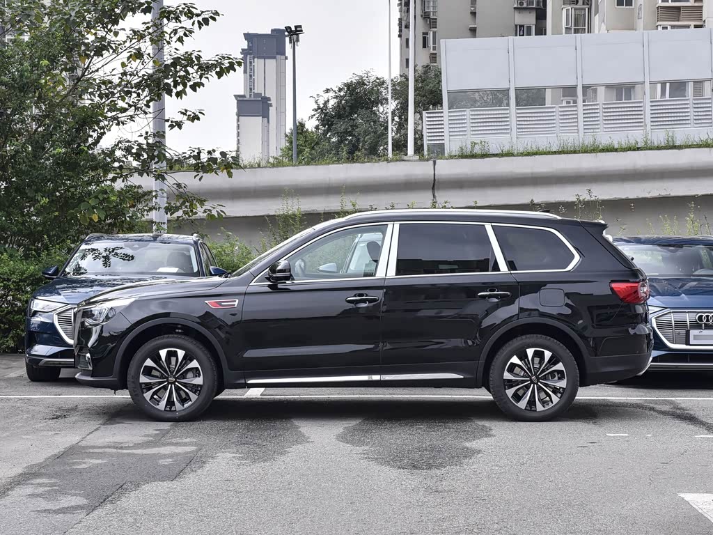 一汽红旗 红旗hs7 2022款 2.0t dct两驱智联旗享版 七座