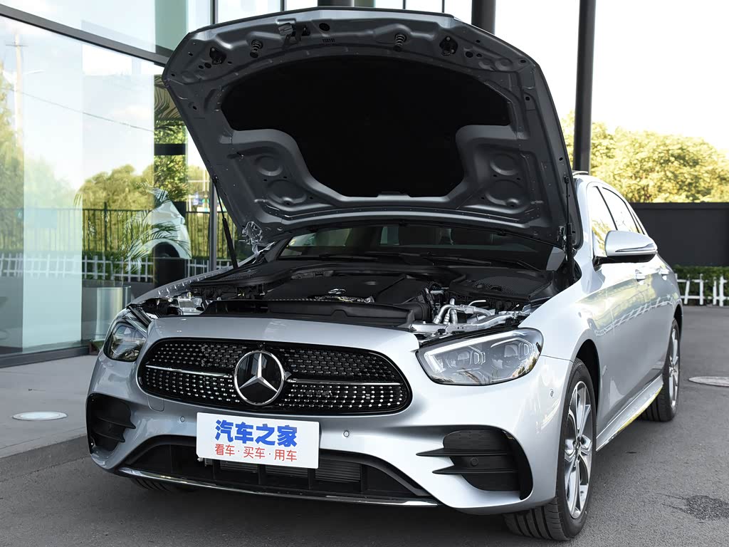 北京奔驰 奔驰e级 2021款 e 300 l 运动尊贵型