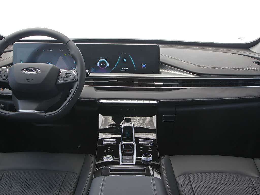 奇瑞汽车 瑞虎8 plus 2022款 290tgdi dct豪情版