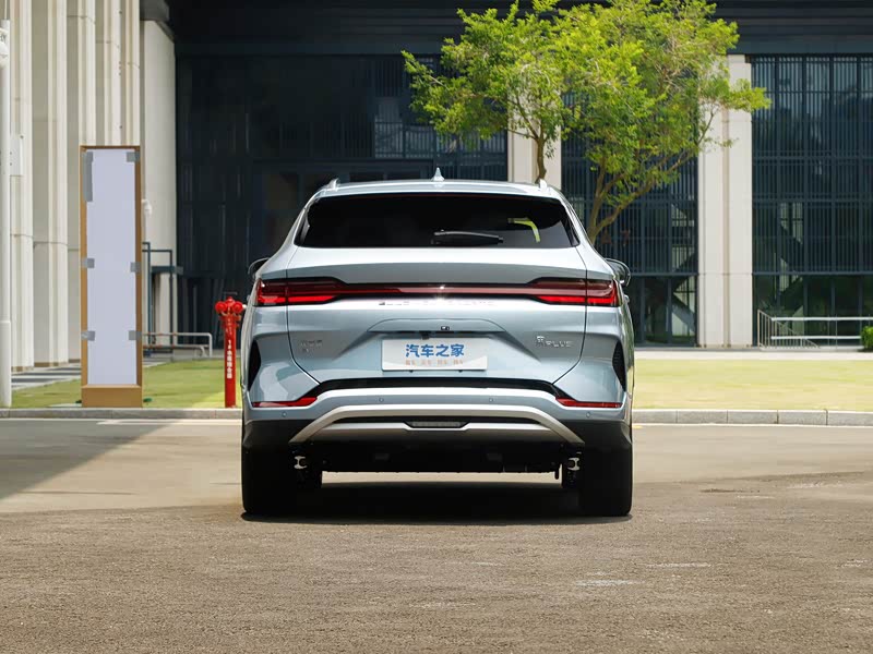 比亚迪 宋plus新能源 2023款 冠军版 ev 605km 旗舰plus
