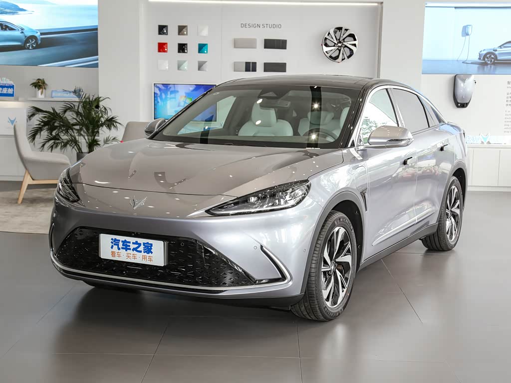 北汽新能源 极狐 阿尔法s(arcfox αs) 2021款 708s  175kw