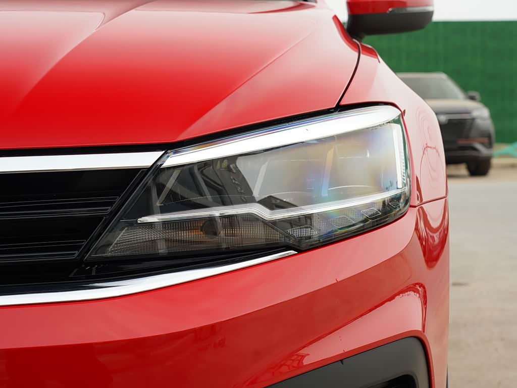 上汽大众 凌渡 2021款 230tsi dsg风尚版