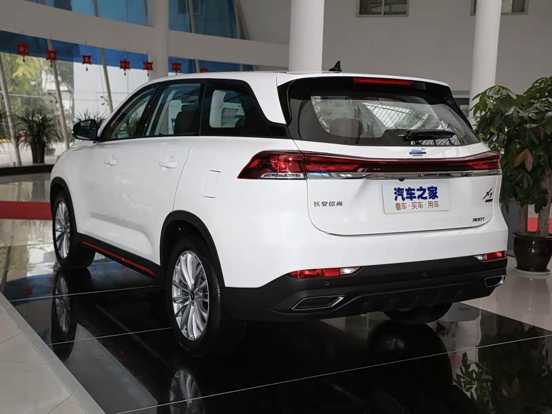 长安汽车 长安欧尚x7 plus 2022款 1.5t 蓝鲸版自动尊享型