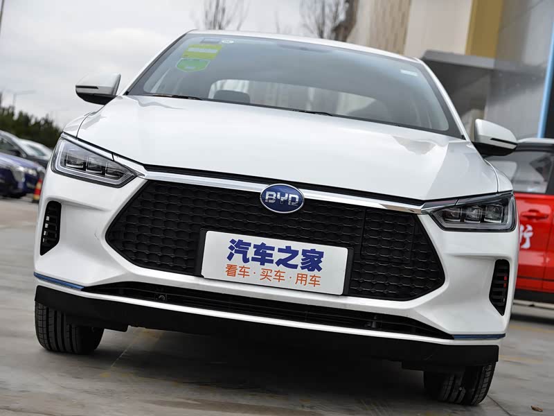 比亚迪 比亚迪e3 2020款 400出行版