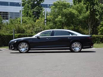 【2022款 a8l horch创始人版 双色典藏型 报价】奥迪a8图片_配置_银座