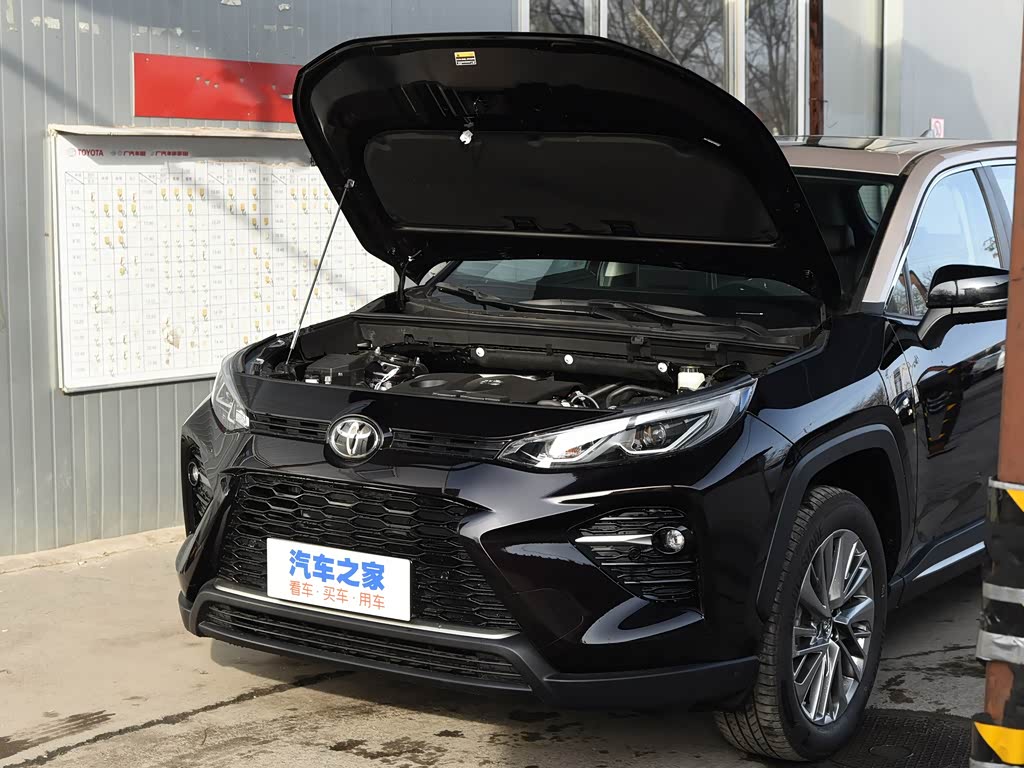 广汽丰田 威兰达 2020款 2.0l cvt两驱尊贵版