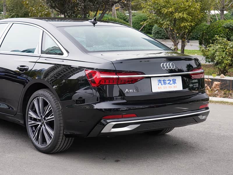 一汽奥迪 奥迪a6l 2024款 55 tfsi quattro 尊享动感型