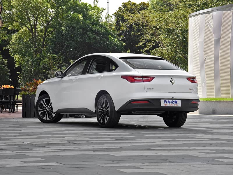 【图解图片_钦州登峰宝骏4s店新宝骏rc-6图片】-汽车之家