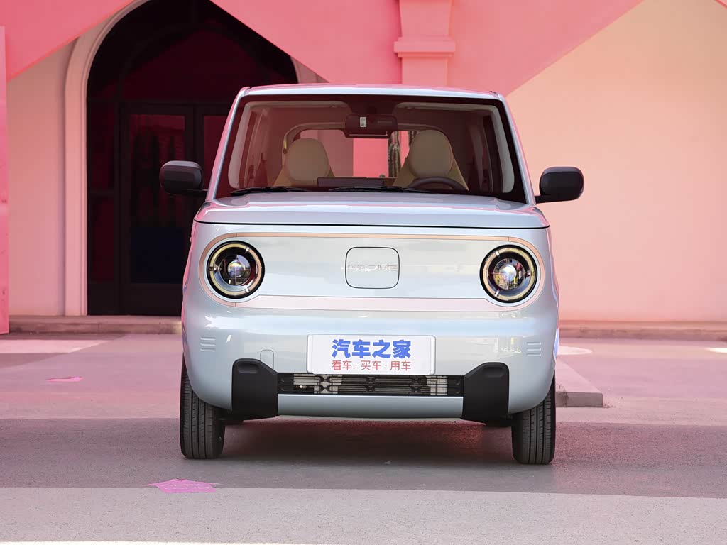 吉利汽车 熊猫 2023款 熊猫mini 200km 灵动熊