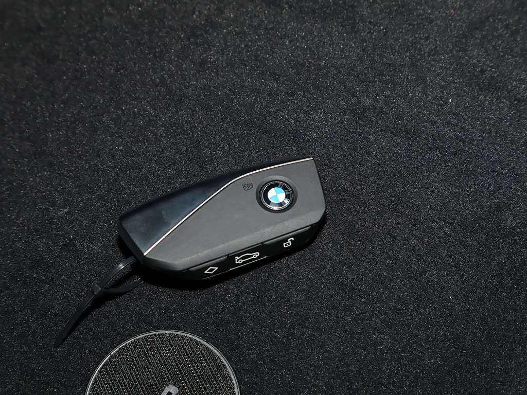 华晨宝马 宝马x1 2023款 sdrive25li x设计套装