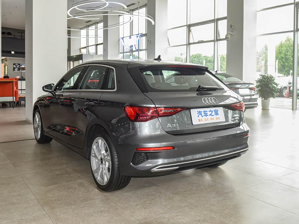 一汽奥迪 奥迪a3 2023款 改款 sportback 35 tfsi 时尚致雅型