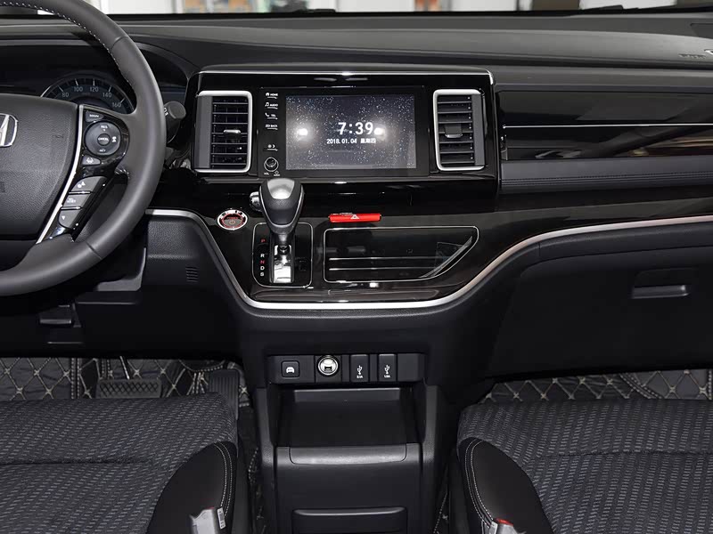 东风本田 艾力绅 2019款 2.0l 混动舒适版