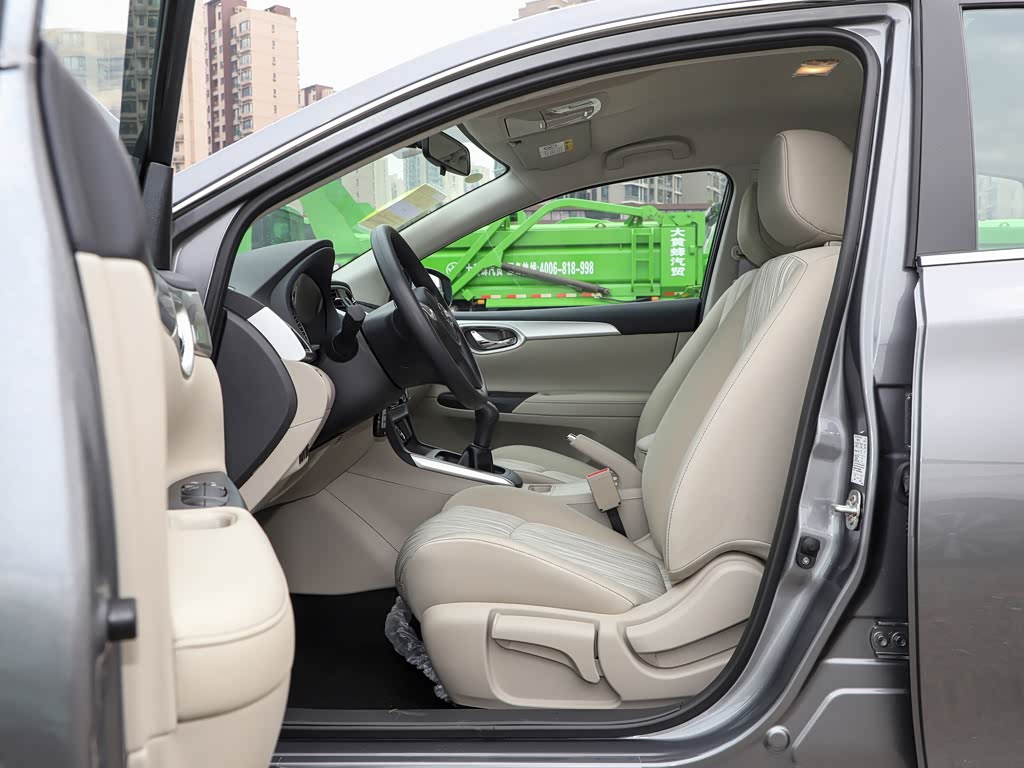 东风日产 轩逸 2022款 经典 1.6xe 手动舒适版