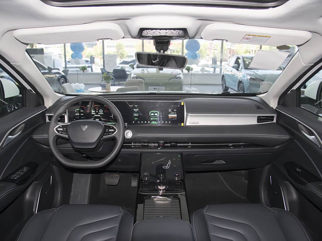 合众汽车 哪吒u 2022款 哪吒u-Ⅱ 400 尊享版