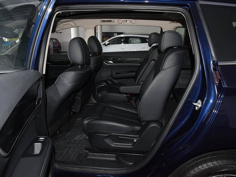 比亚迪 宋max 2019款 1.5t 自动智联睿动型 6座 国vi