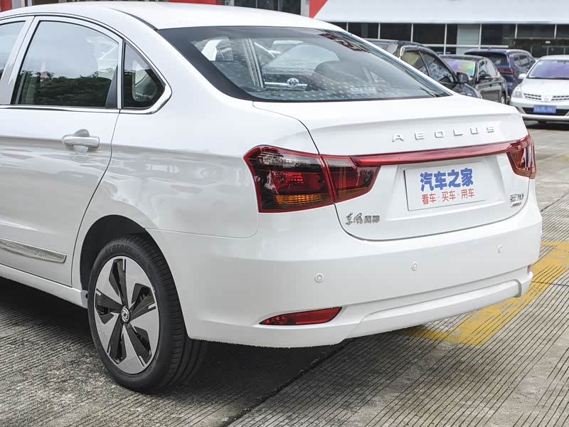 东风乘用车 东风风神e70 2023款 500 智行版 磷酸铁锂