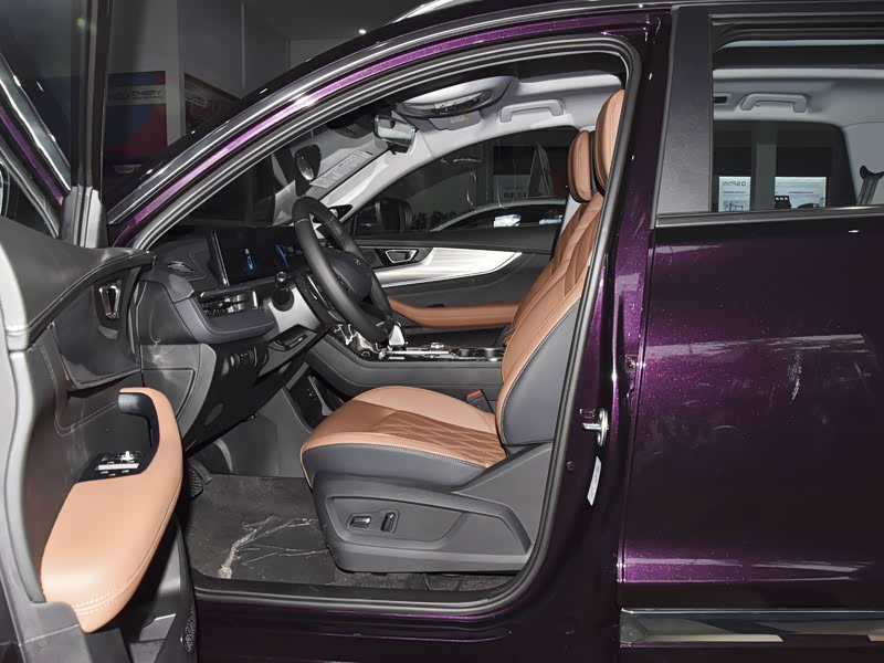 奇瑞汽车 瑞虎8 plus 2022款 鲲鹏版 390tgdi dct四驱豪享版