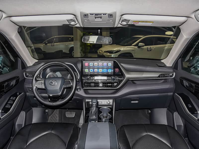 广汽丰田 汉兰达 2023款 2.5l智能电混双擎两驱精英版 7座plus版