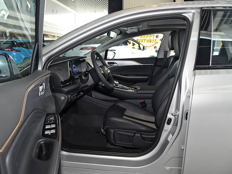 【图解图片_广汽埃安天河花城汇展示中心aion s图片】-汽车之家